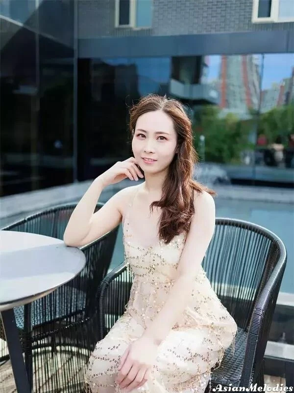 Li Profile image 3