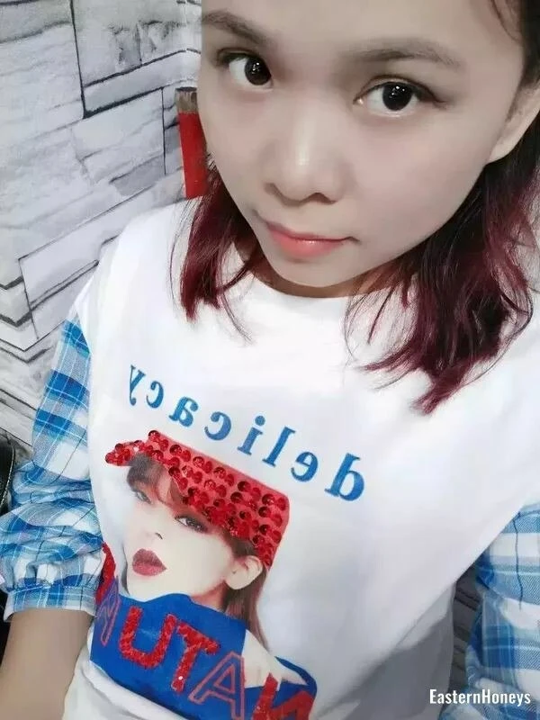 Jingjing Profile image 1