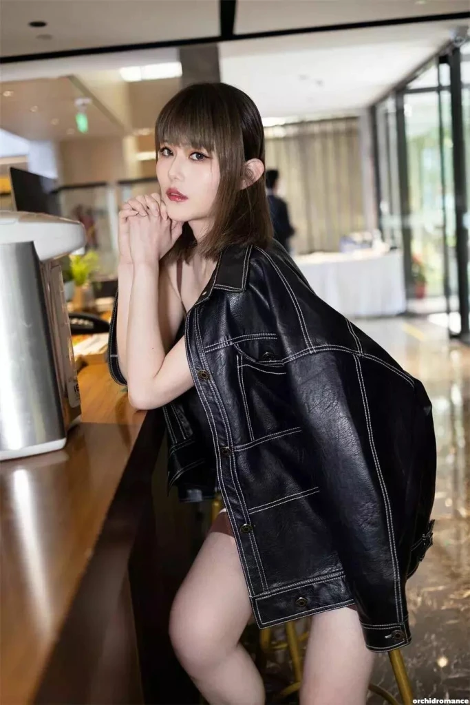 Wan Ying Profile image 3