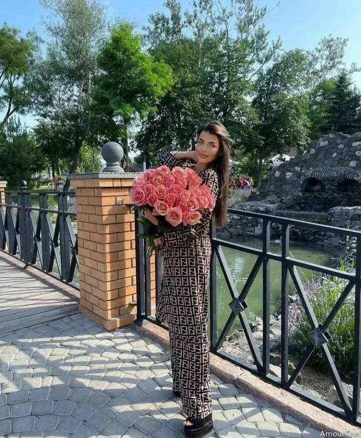 Oksana Profile image 3