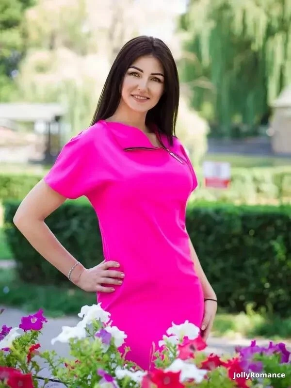 Ylyana Profile image 2