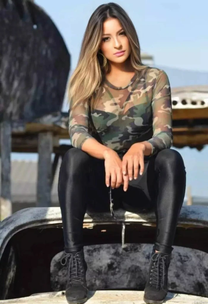 Rayana Profile image 3