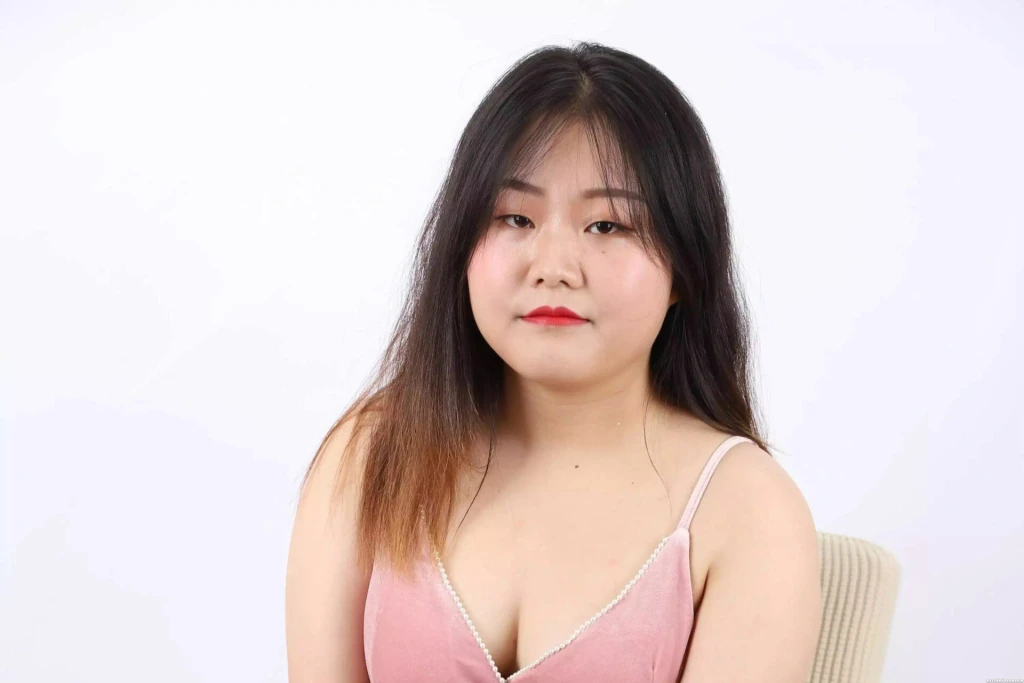 MeiXi Profile image 4