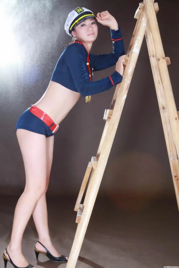 Anny Profile image 3