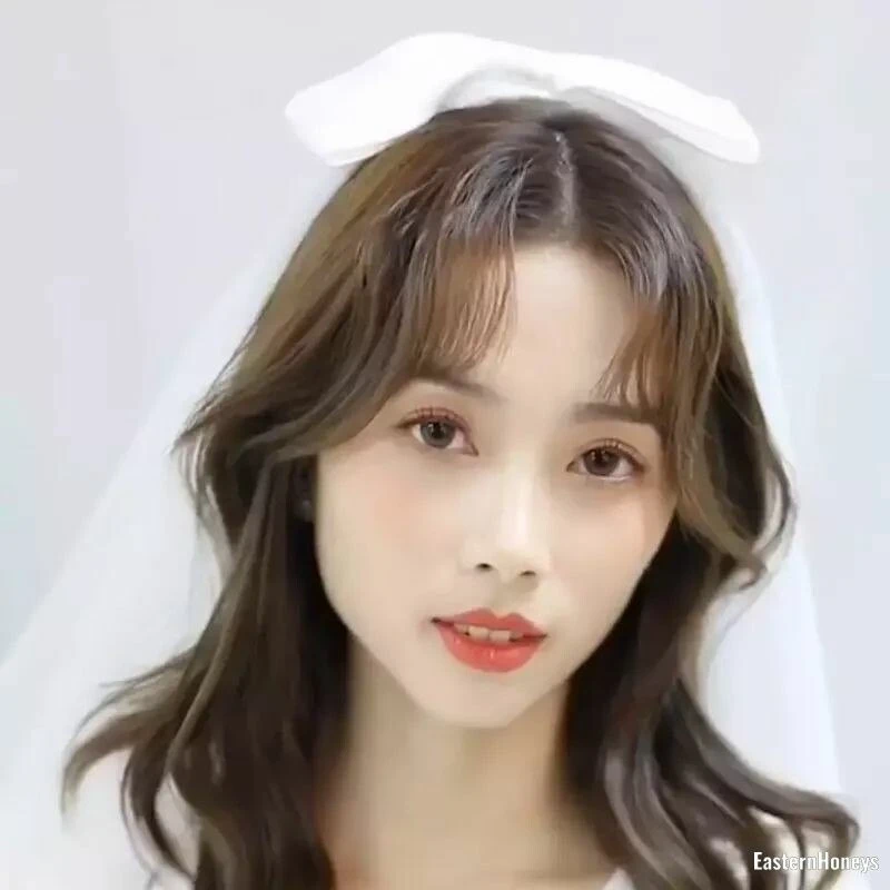 Bella Profile image 3